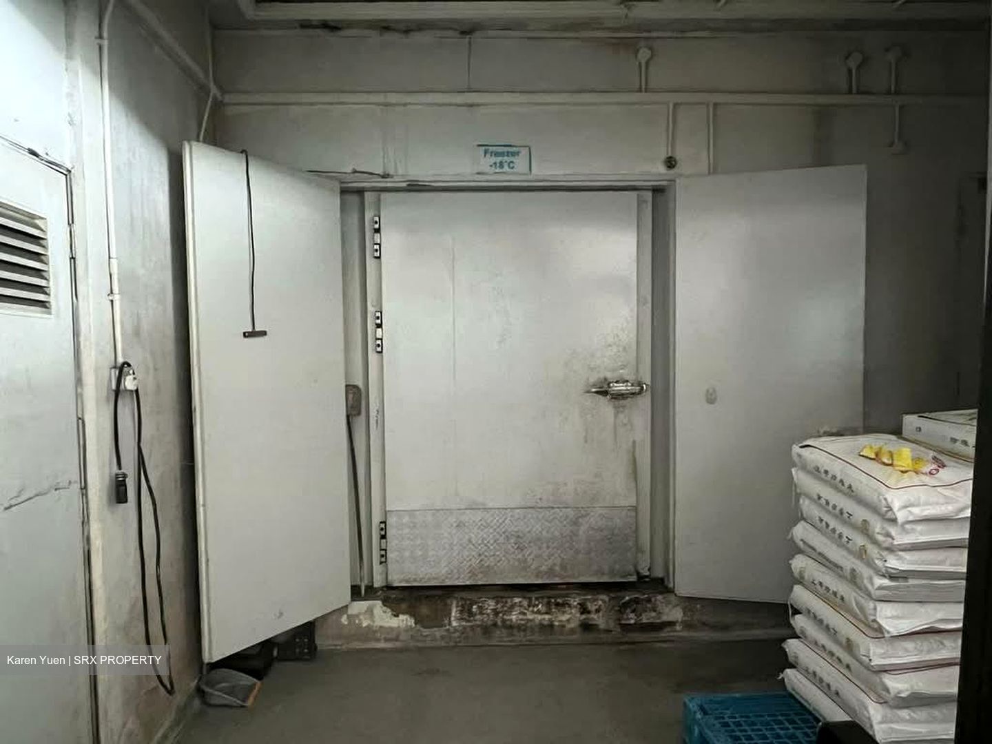 Food Xchange @ Admiralty (D27), Factory #532666211